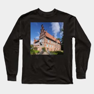 Moated Castle, Castle, Bergedorf, Hamburg Long Sleeve T-Shirt
